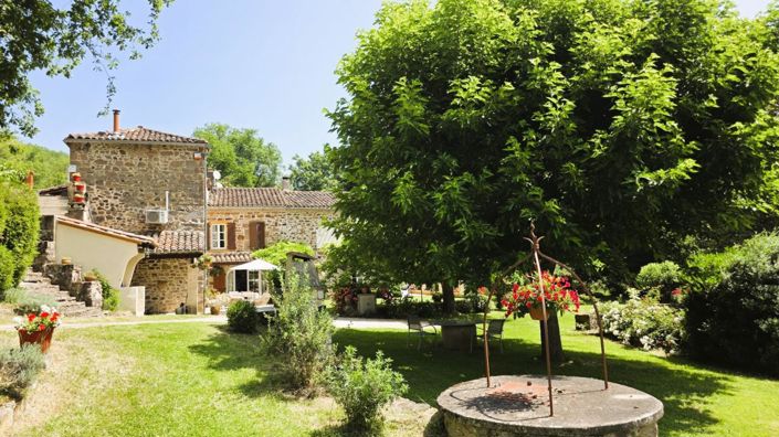 Image No.1-5 Bed Property for sale