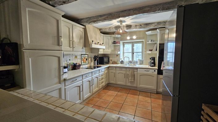 Image No.16-6 Bed House for sale