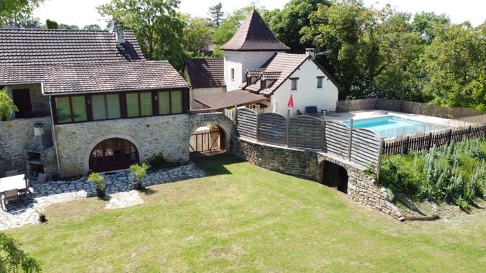 Image No.2-6 Bed House for sale