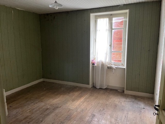 Image No.12-4 Bed Property for sale