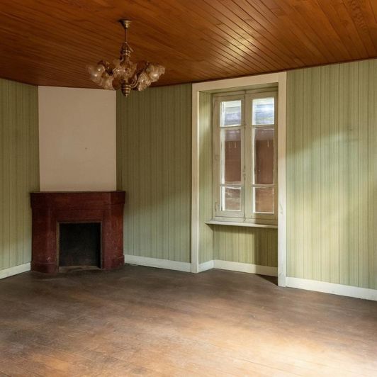 Image No.8-4 Bed Property for sale