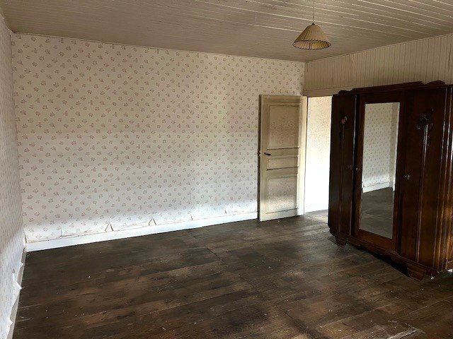 Image No.9-4 Bed Property for sale