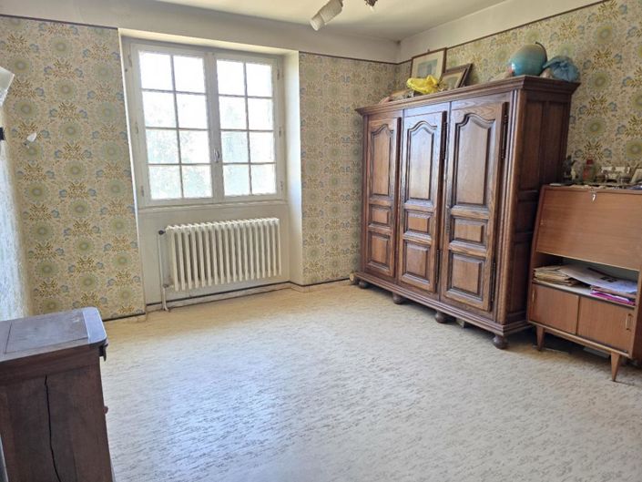 Image No.11-5 Bed Property for sale