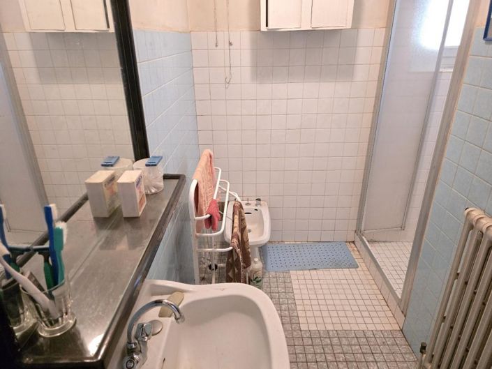 Image No.14-5 Bed Property for sale