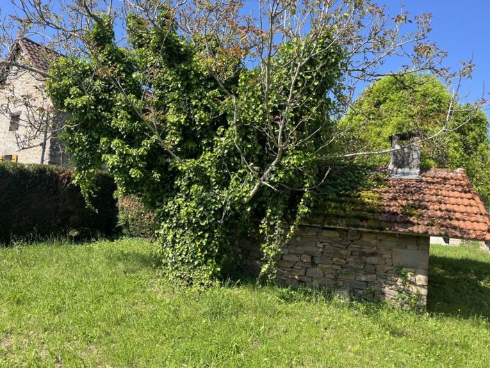 Image No.16-3 Bed Property for sale