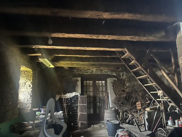 Image No.18-3 Bed Property for sale