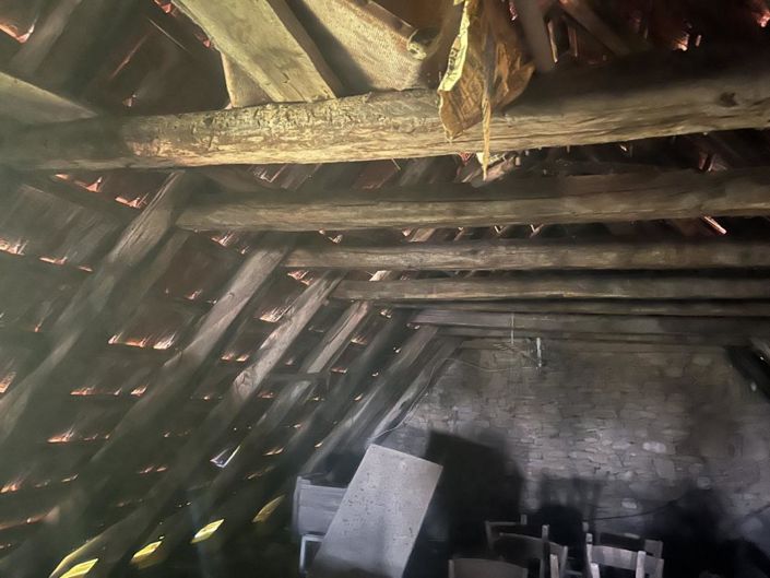 Image No.19-3 Bed Property for sale