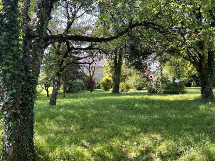 Image No.6-3 Bed Property for sale