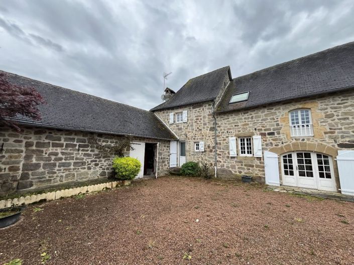 Image No.2-Maison de 2 chambres à vendre à Curemonte