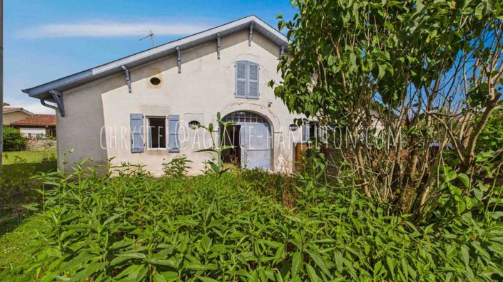 Image No.1-7 Bed House for sale