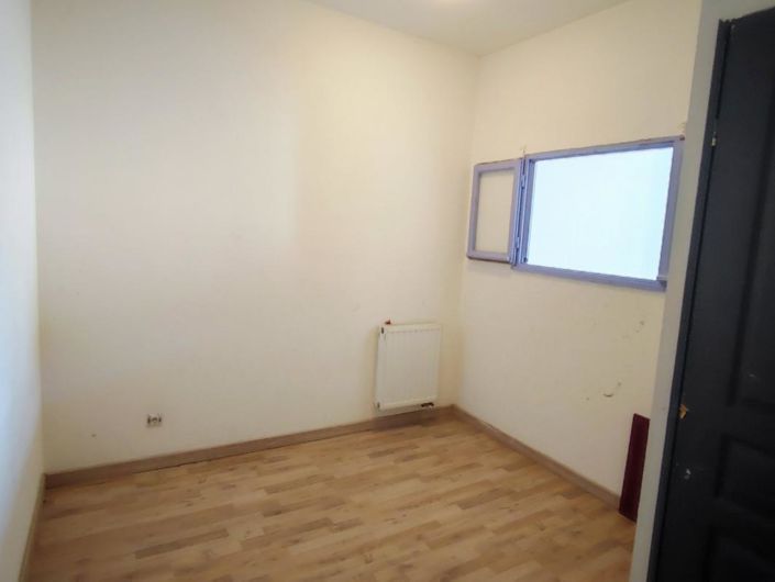 Image No.11-4 Bed Property for sale