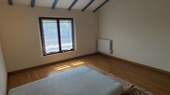 Image No.11-11 Bed Property for sale