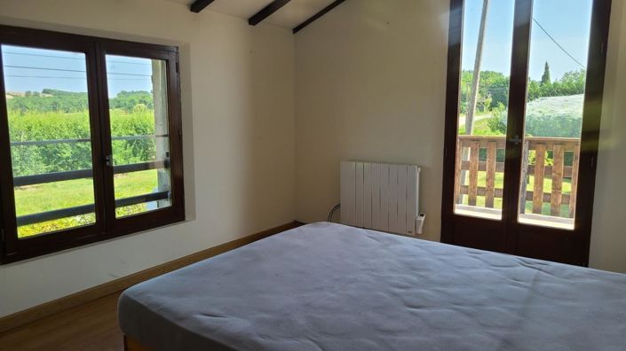 Image No.12-11 Bed Property for sale