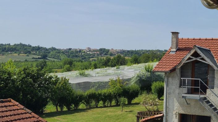 Image No.3-11 Bed Property for sale