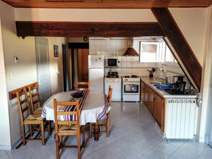 Image No.4-8 Bed House for sale