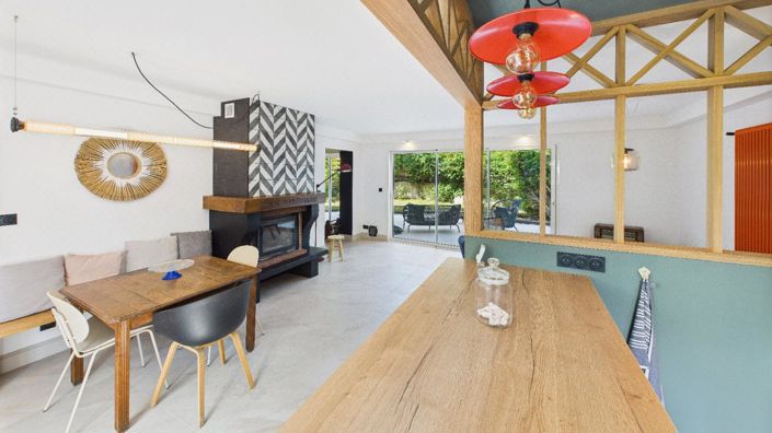 Image No.1-3 Bed House for sale