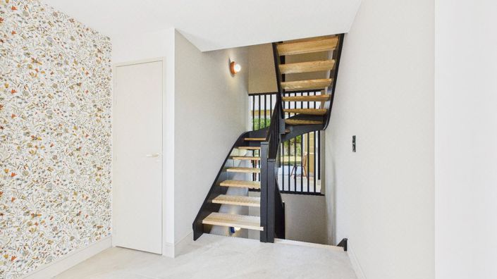 Image No.12-3 Bed House for sale