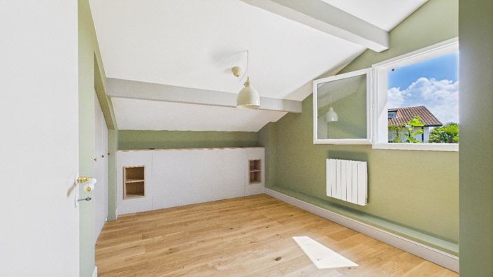 Image No.13-3 Bed House for sale