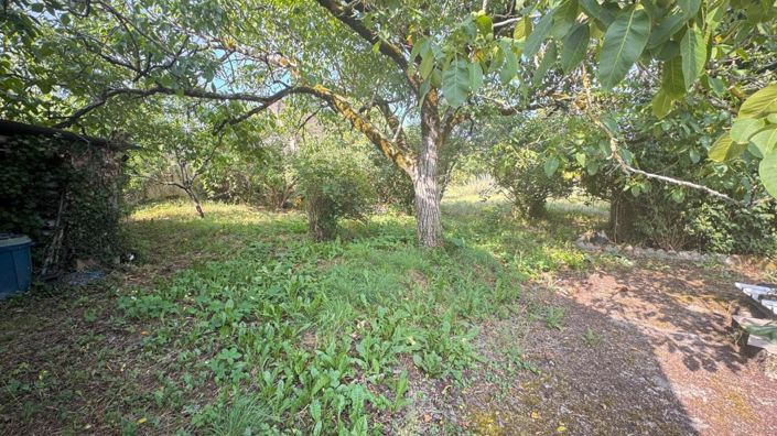 Image No.17-3 Bed Property for sale