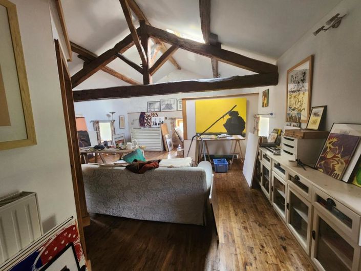 Image No.12-8 Bed House for sale