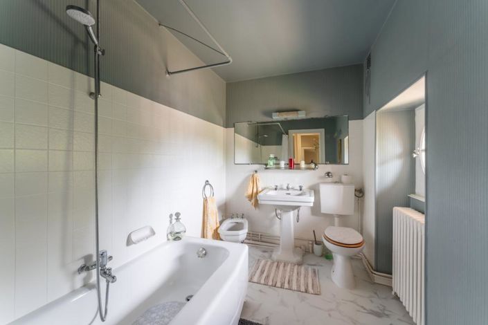 Image No.13-5 Bed Property for sale