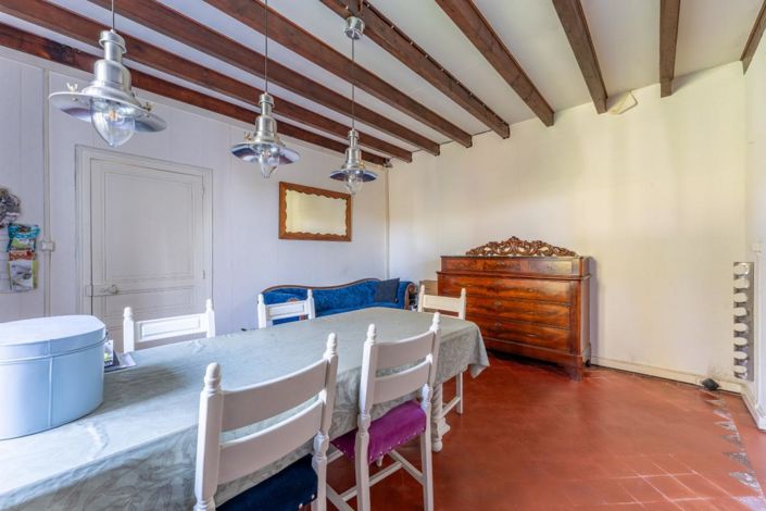 Image No.5-2 Bed House for sale