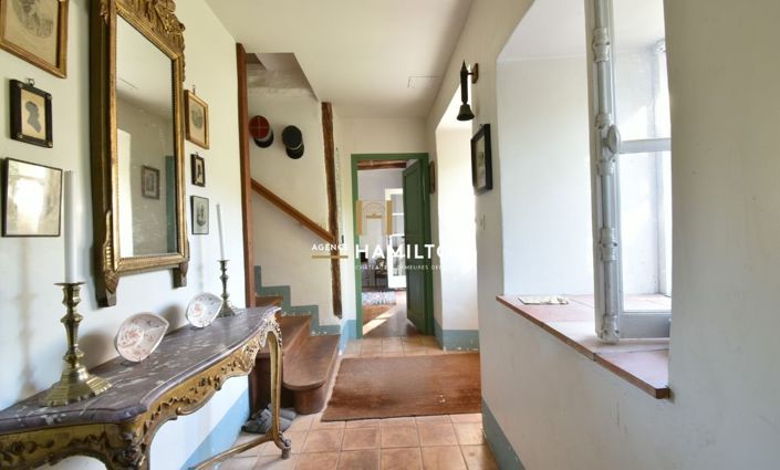 Image No.5-2 Bed House for sale