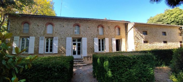 Image No.1-4 Bed House for sale