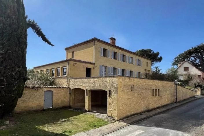 Image No.17-7 Bed House for sale