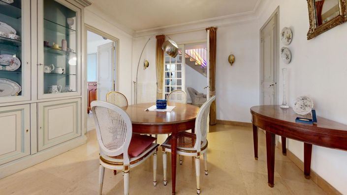 Image No.4-7 Bed House for sale