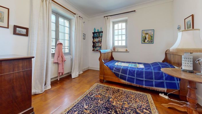 Image No.9-7 Bed House for sale