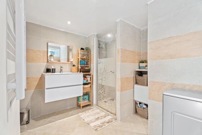 Image No.18-4 Bed Villa for sale