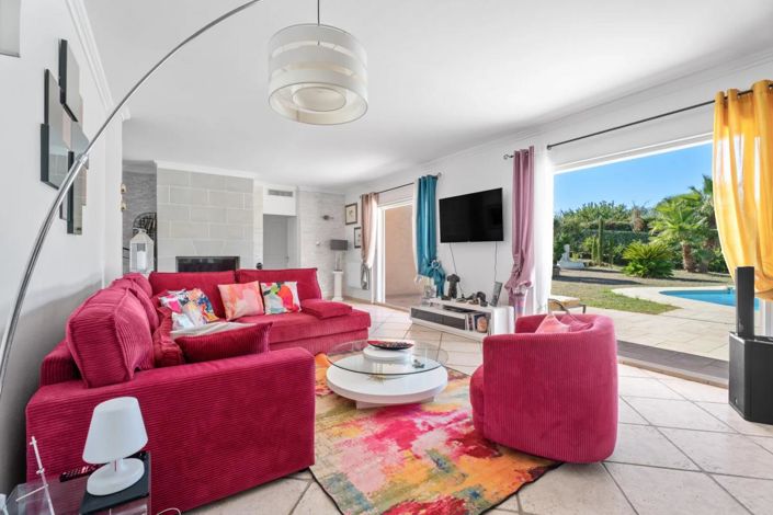 Image No.7-4 Bed Villa for sale