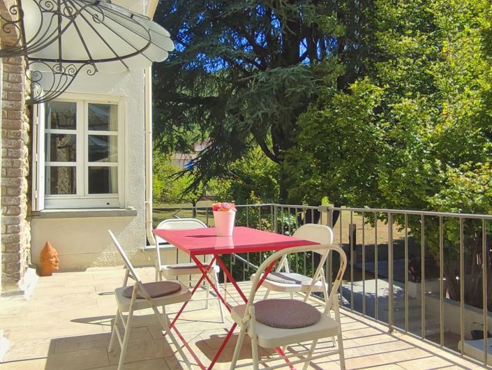 Image No.2-4 Bed Property for sale