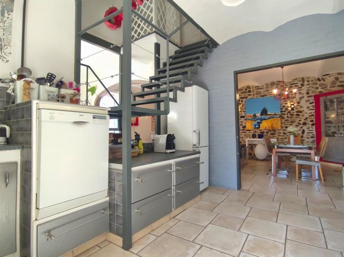 Image No.5-4 Bed Property for sale