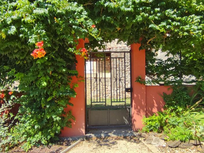 Image No.7-4 Bed Property for sale