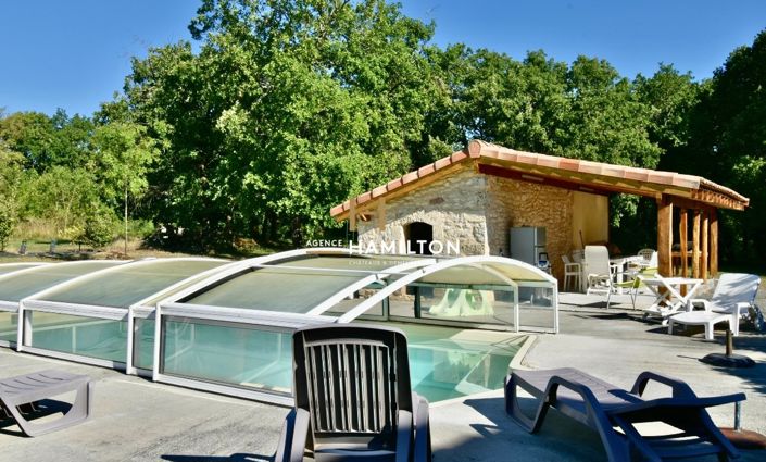 Image No.15-4 Bed Property for sale