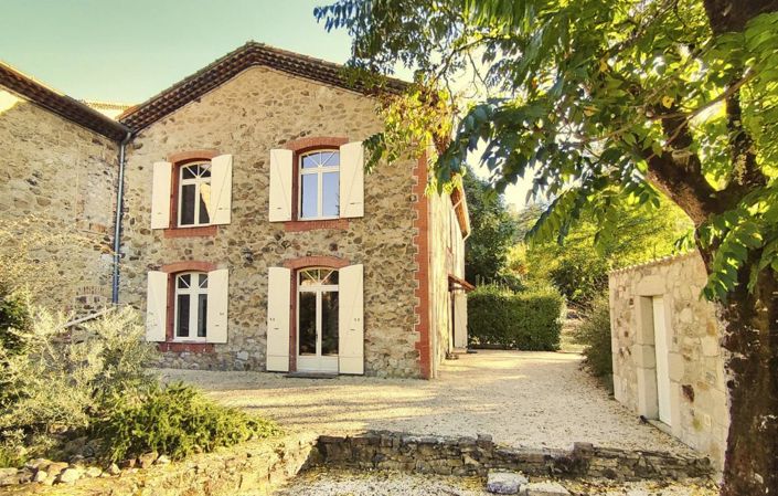 Image No.1-4 Bed Property for sale