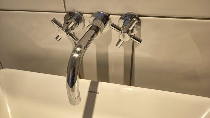 Image No.6-4 Bed Property for sale