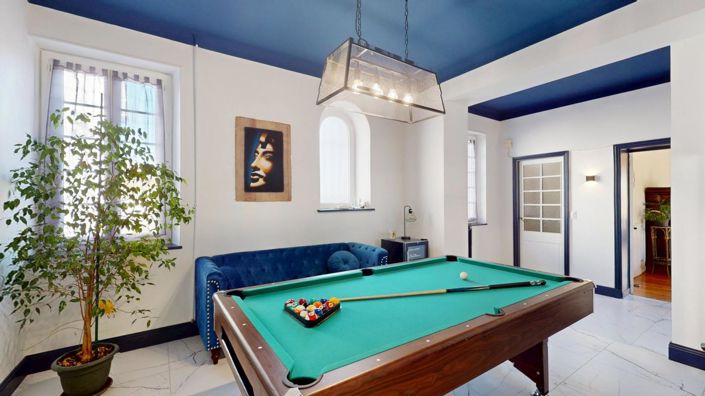 Image No.2-7 Bed Gite for sale