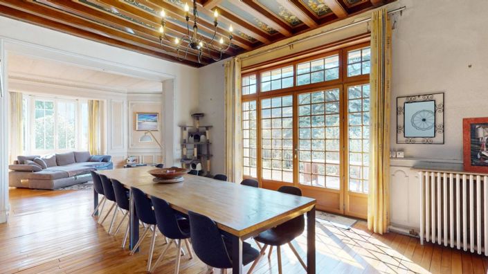 Image No.3-7 Bed Gite for sale