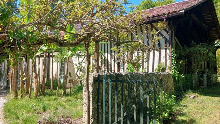 Image No.17-5 Bed House for sale