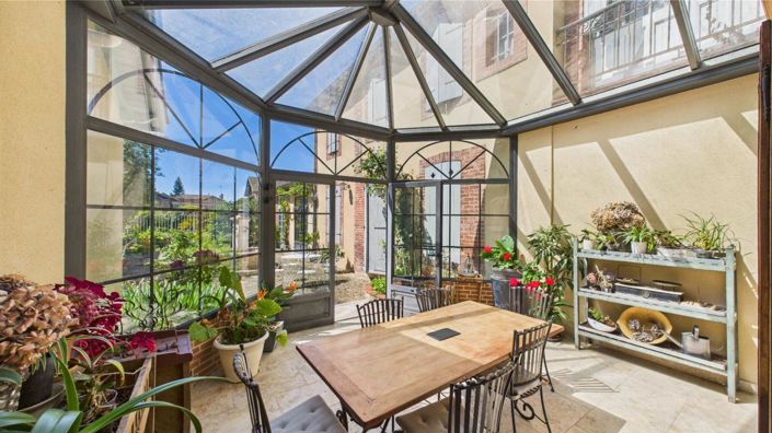 Image No.5-5 Bed Property for sale