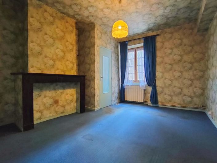 Image No.10-4 Bed Property for sale