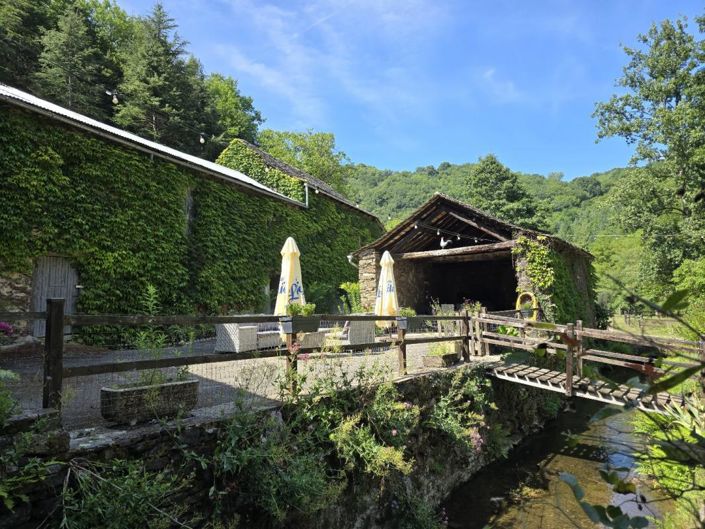 Image No.3-5 Bed Property for sale