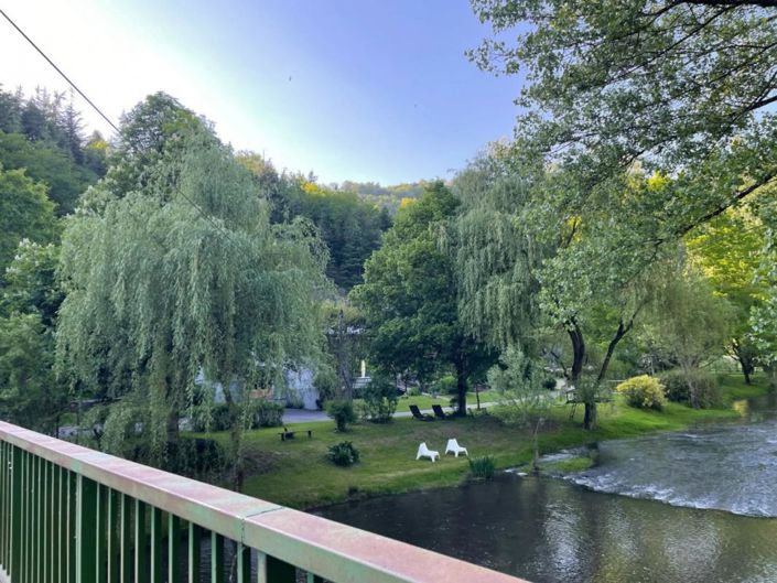 Image No.6-5 Bed Property for sale