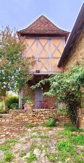 Image No.20-4 Bed House for sale