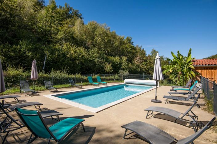 Image No.19-9 Bed Property for sale