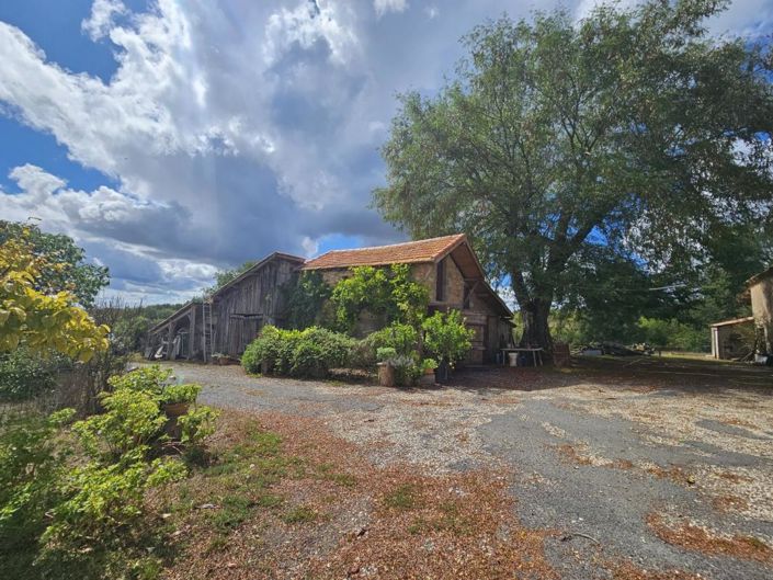 Image No.2-5 Bed House for sale