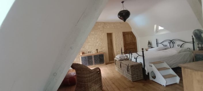 Image No.13-4 Bed Property for sale